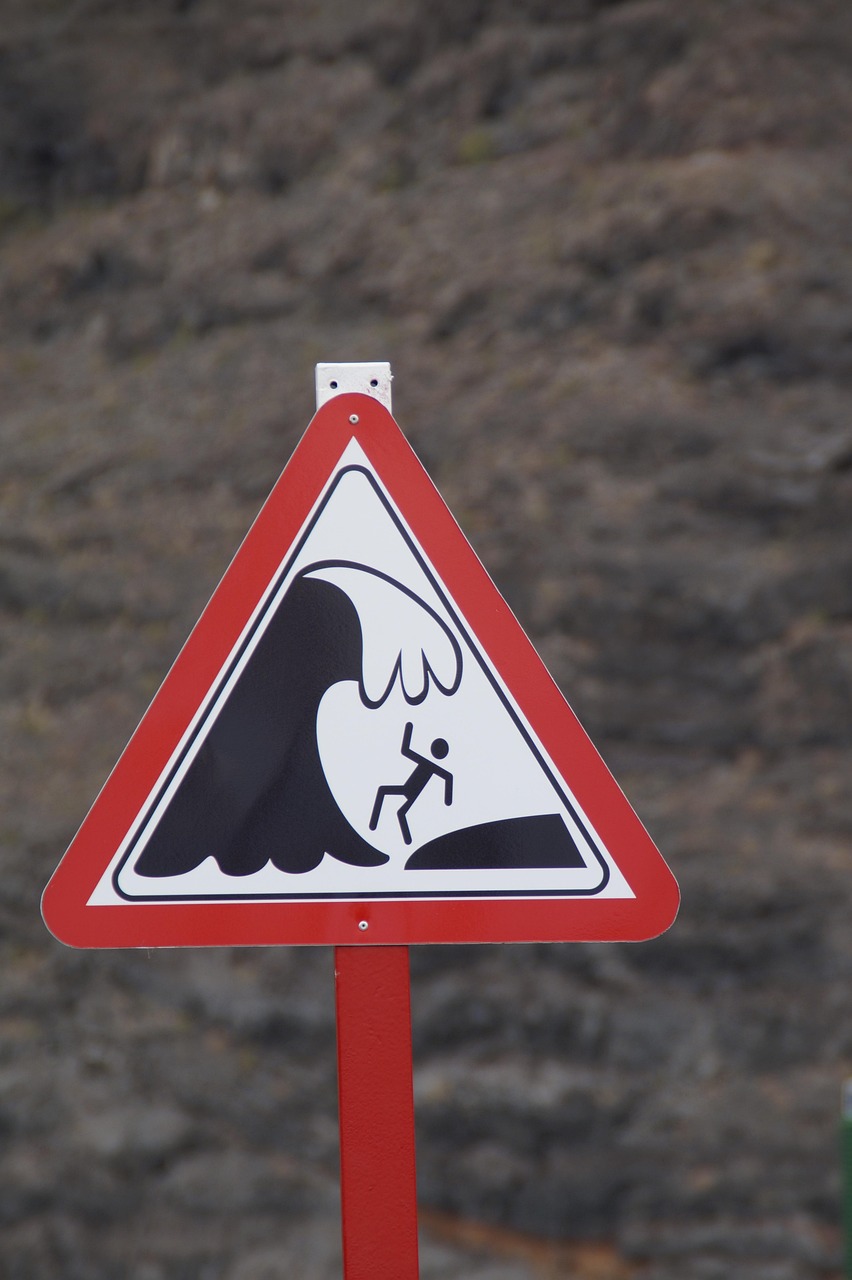 Tidal wave warning sign